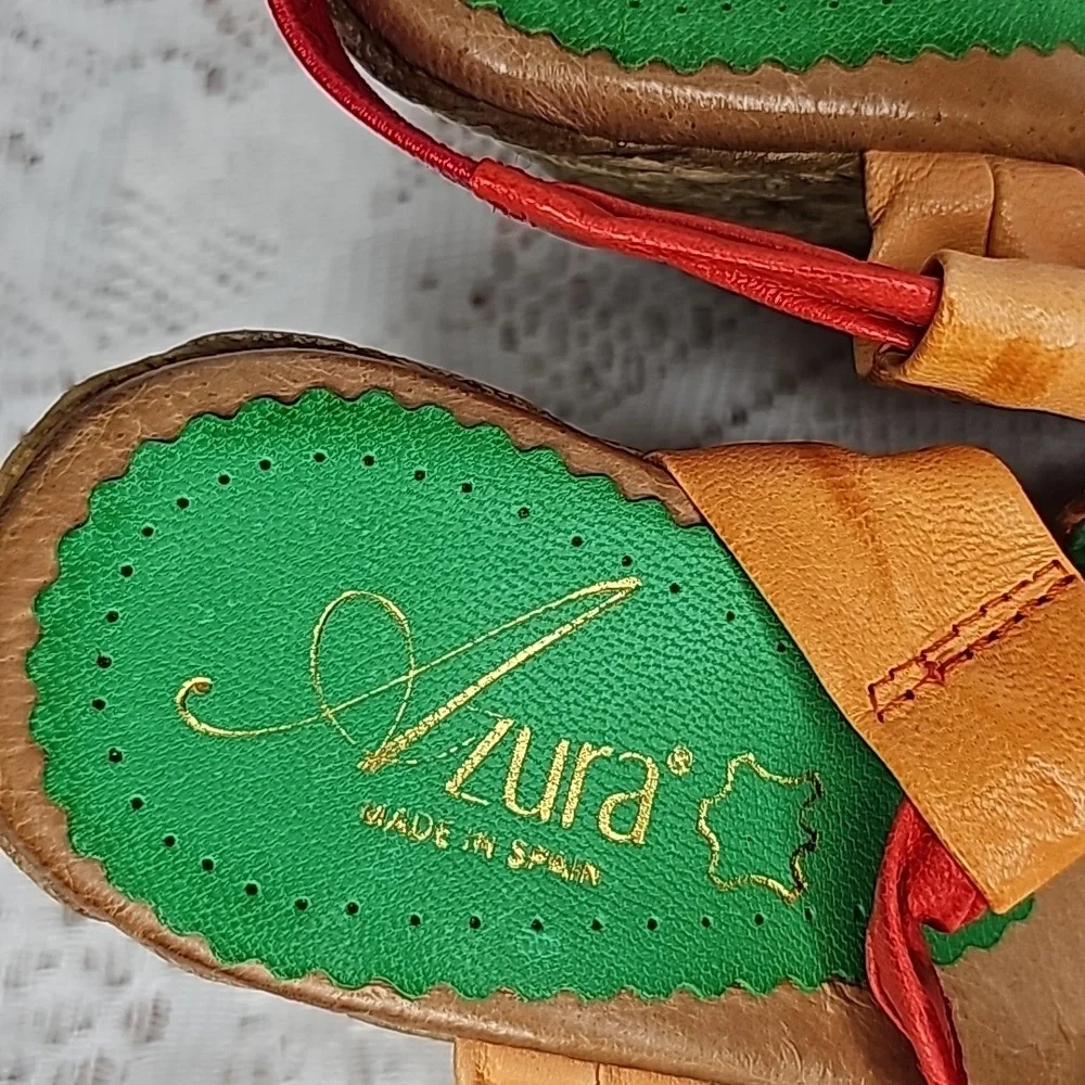 Azura size 37